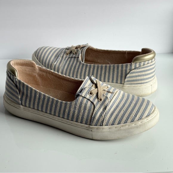 Kelly & Katie Striped Canvas Slip-On Shoes Size 9 - Picture 4 of 8